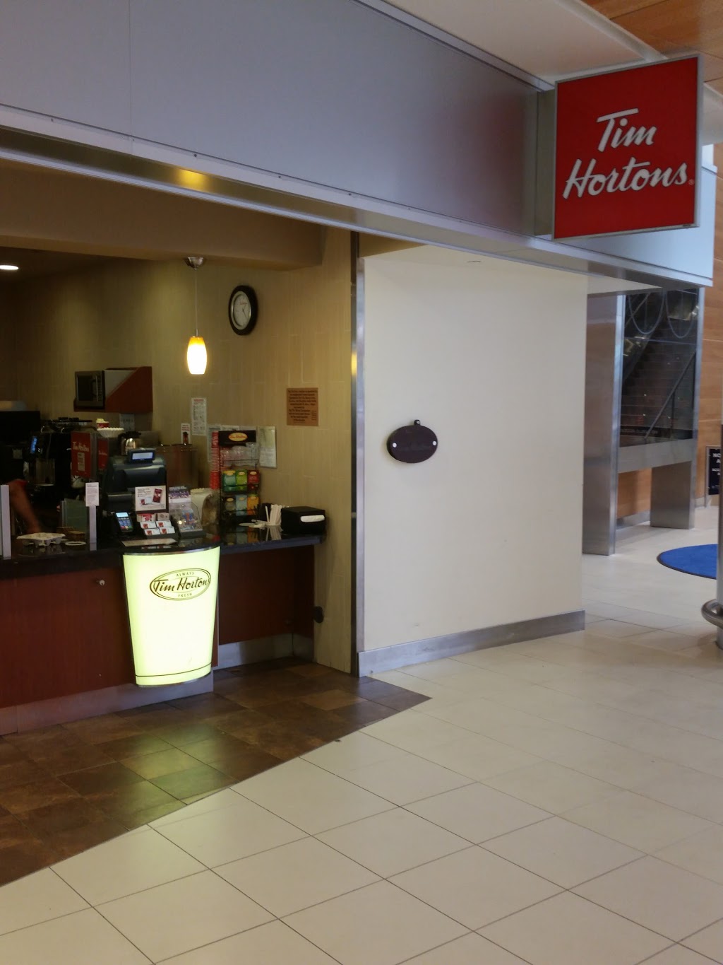 Tim Hortons | Winnipeg International Airport, 2001 Wellington Ave, Winnipeg, MB R3H 1C1, Canada | Phone: (204) 786-4670