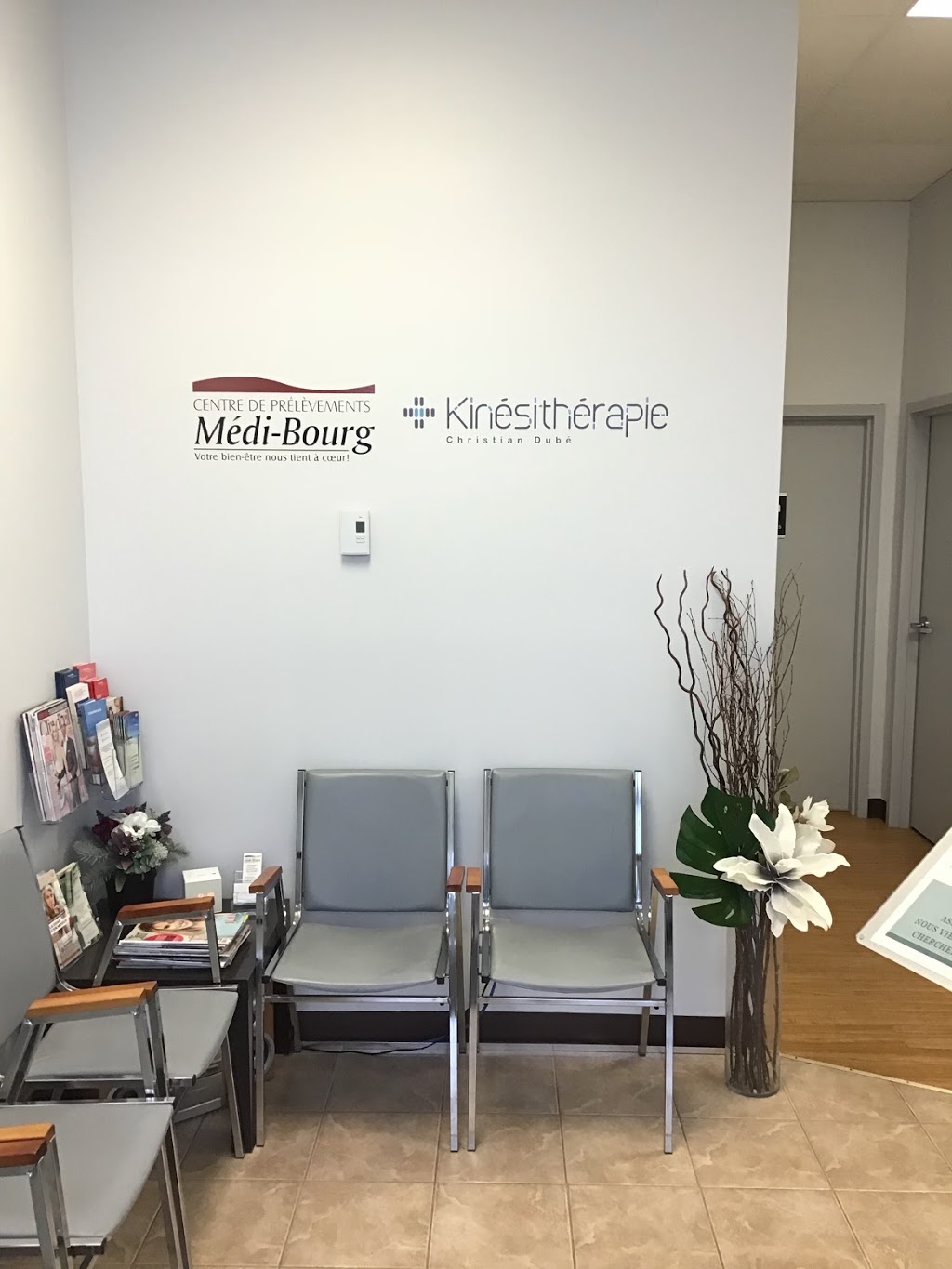 Centre de prélèvements Médi-Bourg | M-5000 3e Av O, Québec, QC G1H 7J1, Canada | Phone: (418) 623-3522