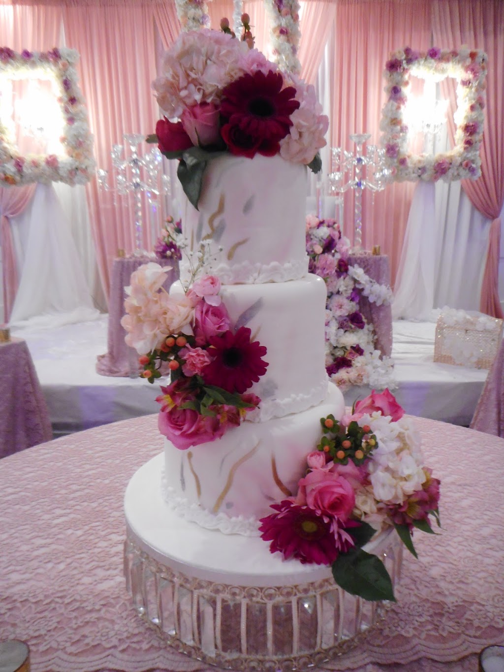 Kannys Cakes | 30 Baywood Rd, Etobicoke, ON M9V 3Y8, Canada | Phone: (416) 833-5027