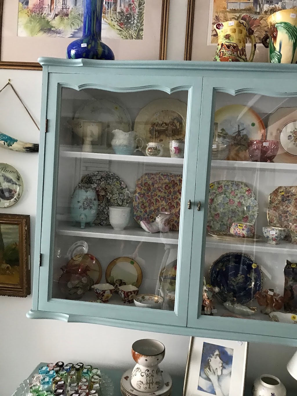 Rose-Jeanne Brocante | 142 Rue Châteauguay, Huntingdon, QC J0S 1H0, Canada | Phone: (438) 825-3999