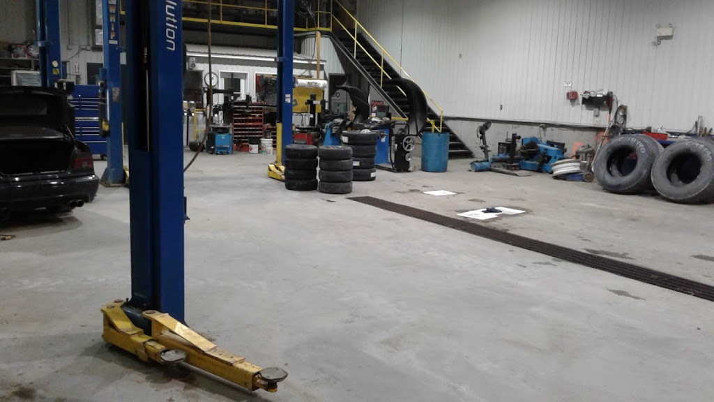 OK Pneus Commercial | 212 Rue Clément Gilbert, Saguenay, QC G7H 5B1, Canada | Phone: (418) 973-9909