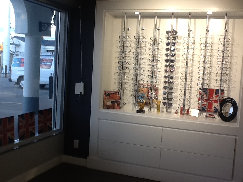 Spectacular Eyewear | 12445 Lake Fraser Dr SE D412, Calgary, AB T2J 7A4, Canada | Phone: (587) 617-6777