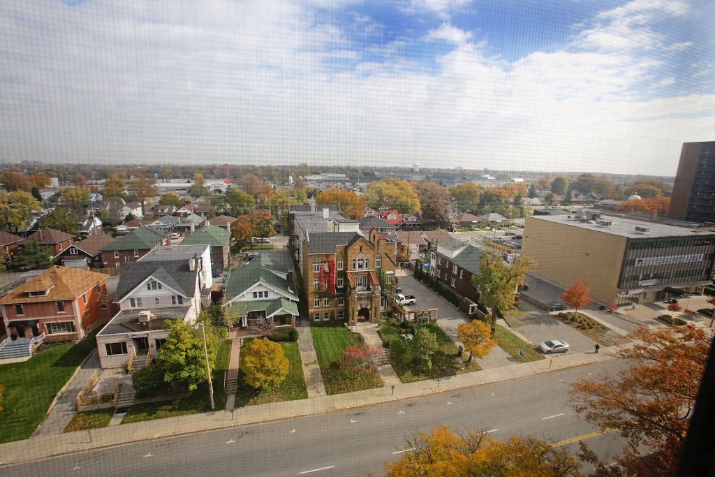 Timbercreek Communities | 1333 Ouellette Ave, Windsor, ON N8X 4V4, Canada | Phone: (226) 774-6296