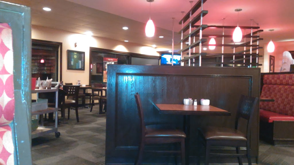 Pizza Hut | 12410 137 Ave NW, Edmonton, AB T5L 4C2, Canada | Phone: (780) 310-1010