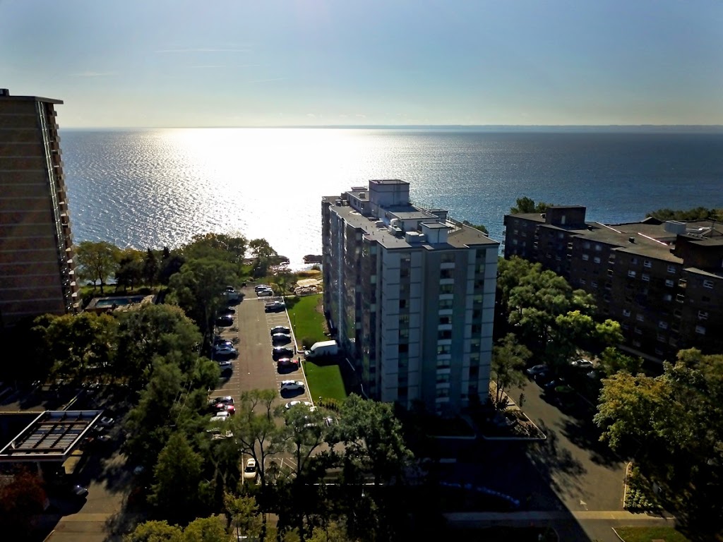 The Lakeshore Club - CLV Group | 5220 Lakeshore Rd, Burlington, ON L7L 1C6, Canada | Phone: (289) 288-4309