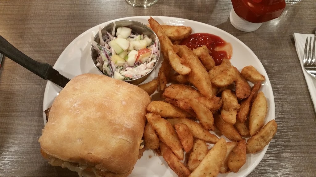 Rickys Country Restaurant | 32080 Marshall Rd, Abbotsford, BC V2A 1A1, Canada | Phone: (604) 854-3344
