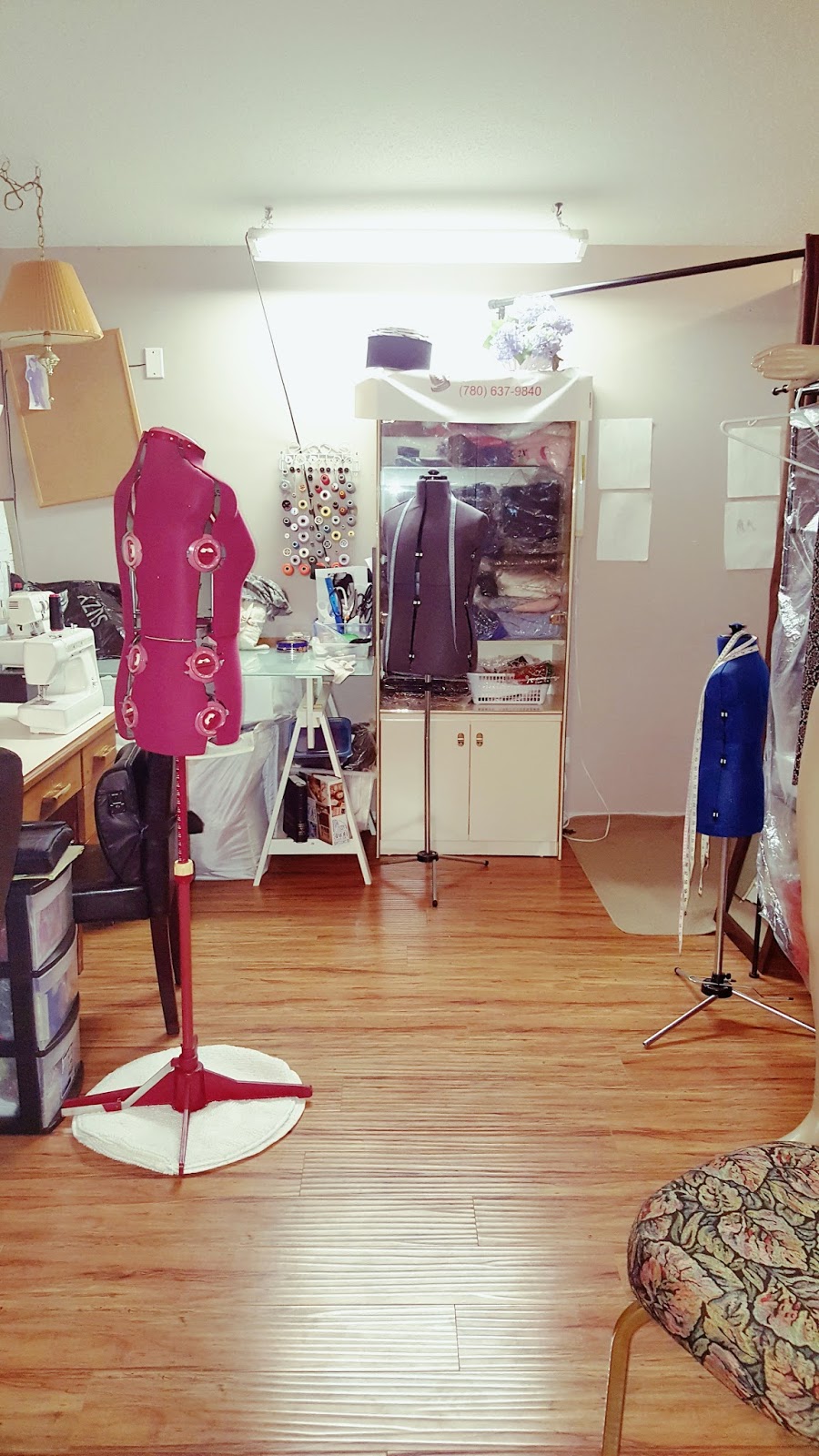 Mimosa Fashion & Tailor | 2321 27 Ave NW, Edmonton, AB T6T 0A6, Canada | Phone: (780) 249-6562