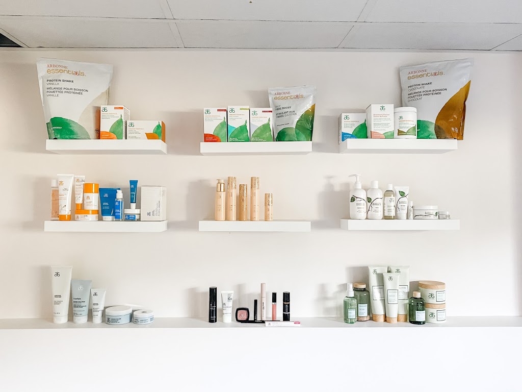 The Beauty Bar by Ashley | 712 Mitchell Rd, Belleville, ON K8N 4Z6, Canada | Phone: (613) 242-7881