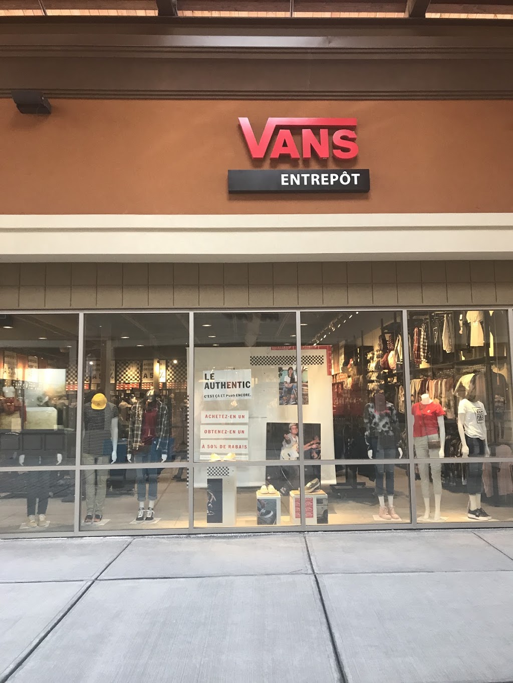 vans outlet montreal