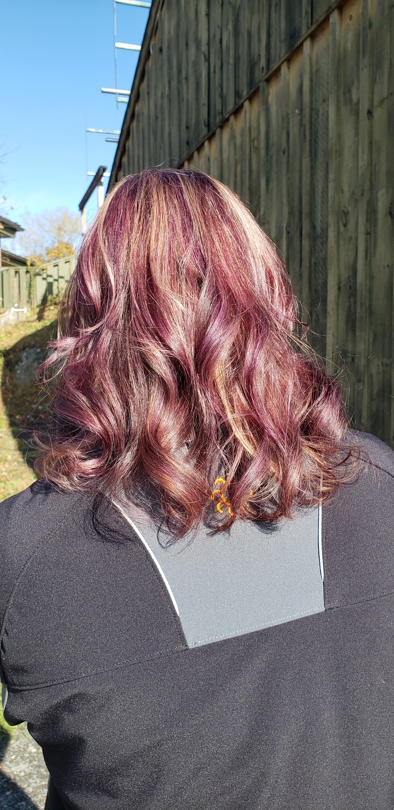 Chrissys Hairstyling & Apparel | 6 Lakeshore Dr, Temagami, ON P0H 2H0, Canada | Phone: (705) 650-2004