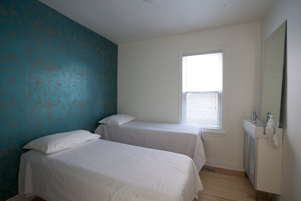 Liberty Movement & Wellness | 983 Dovercourt Rd #2, Toronto, ON M6H 2X6, Canada | Phone: (416) 879-0711