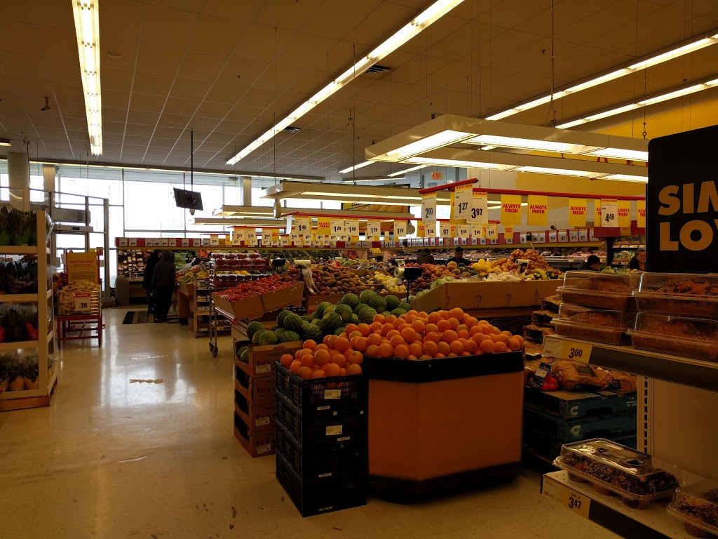 Robs No Frills | 2430 Eglinton Ave E, Scarborough, ON M1K 2P7, Canada | Phone: (866) 987-6453