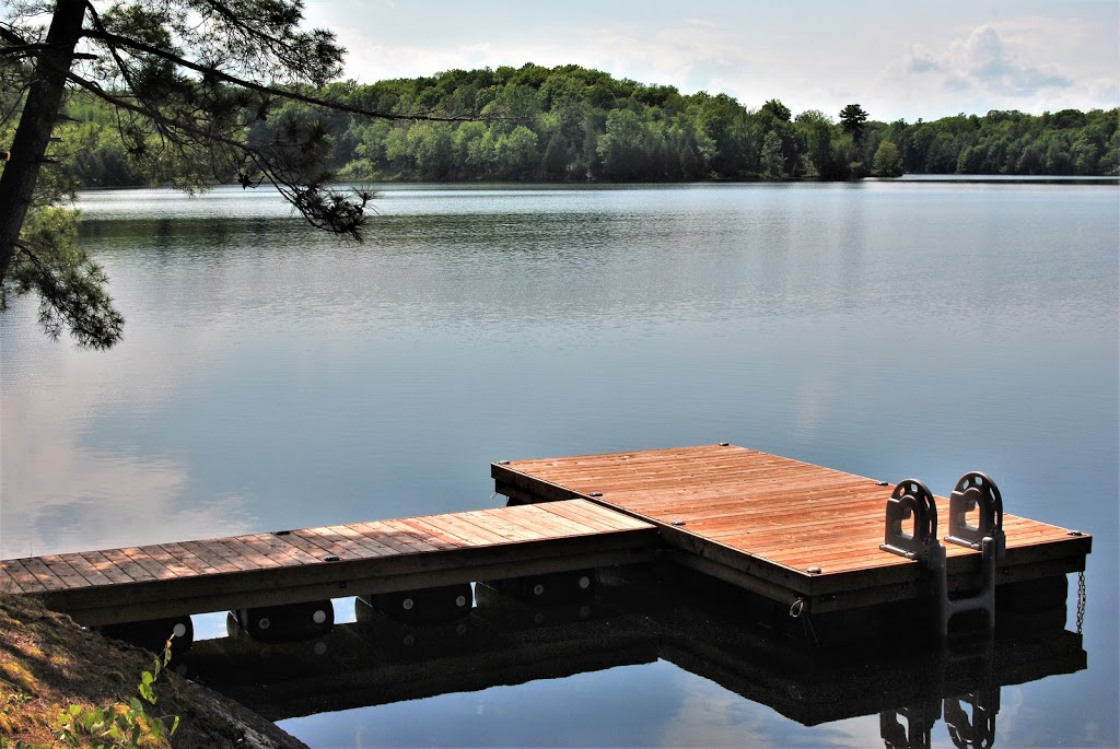 Pine Brae Wilderness Escape | 2112 Elm Grove Rd, Perth, ON K7H 3C7, Canada | Phone: (613) 200-8705