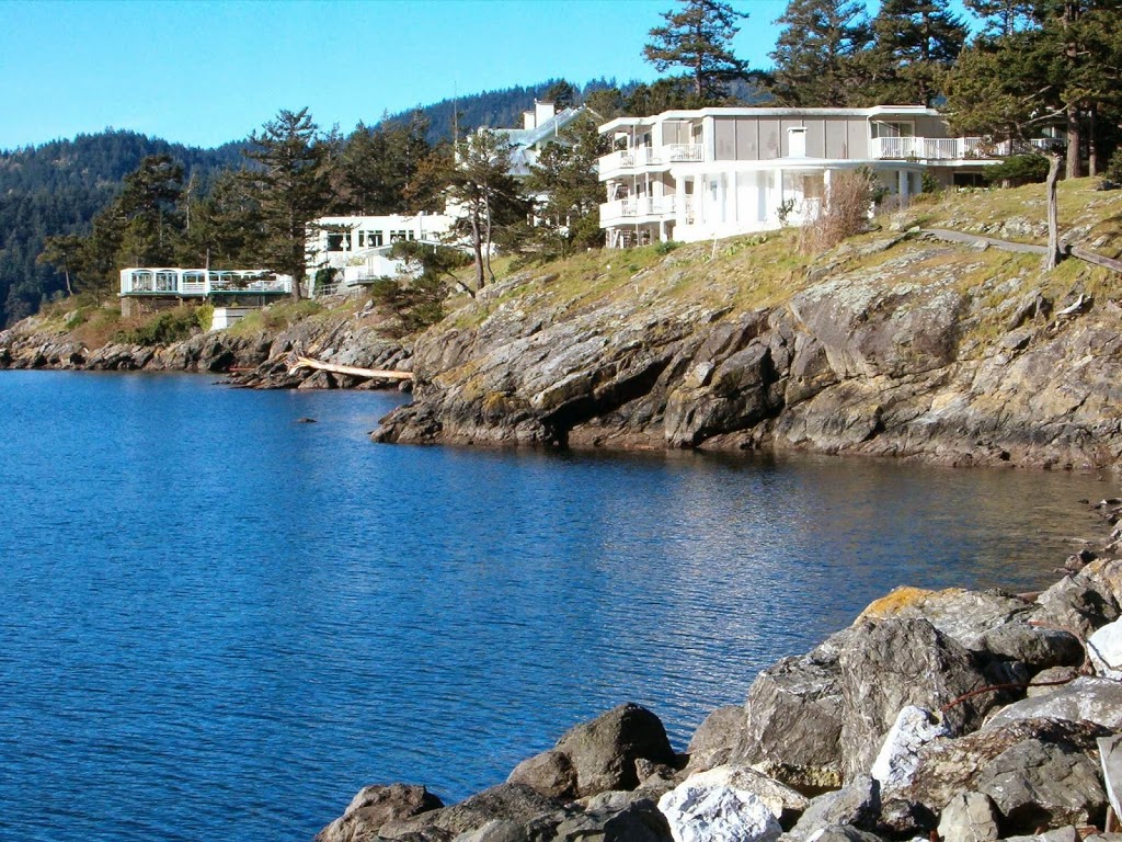 Orcas Island Chamber of Commerce Visitors Center | 65 N Beach Rd, Eastsound, WA 98245, USA | Phone: (360) 376-2273