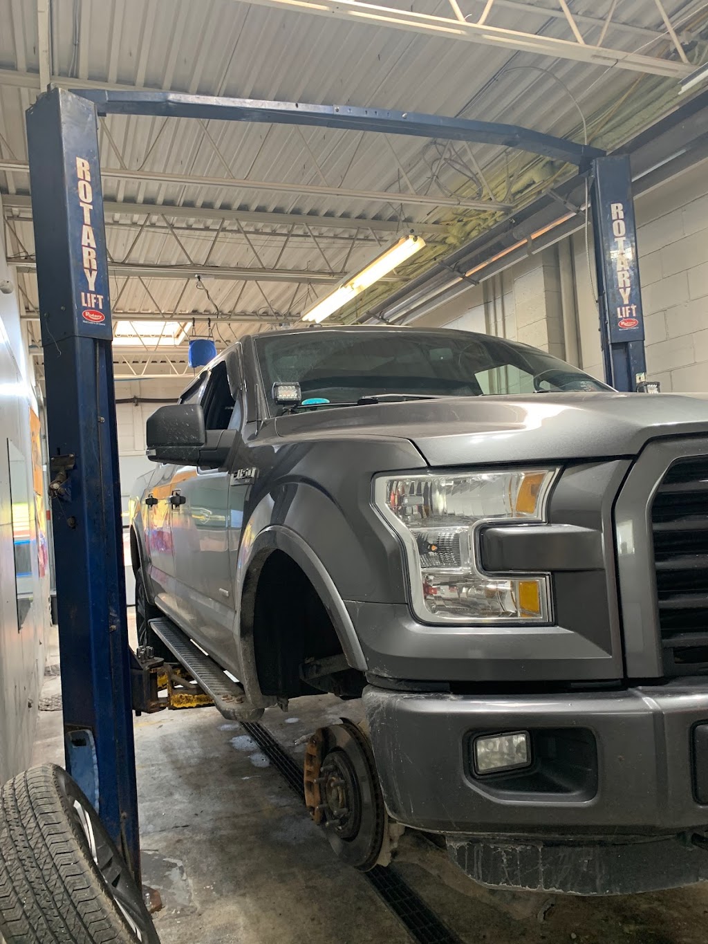 Tire Tek | 1200 Oxford St E Unit 2B, London, ON N5Y 3M3, Canada | Phone: (548) 588-2676