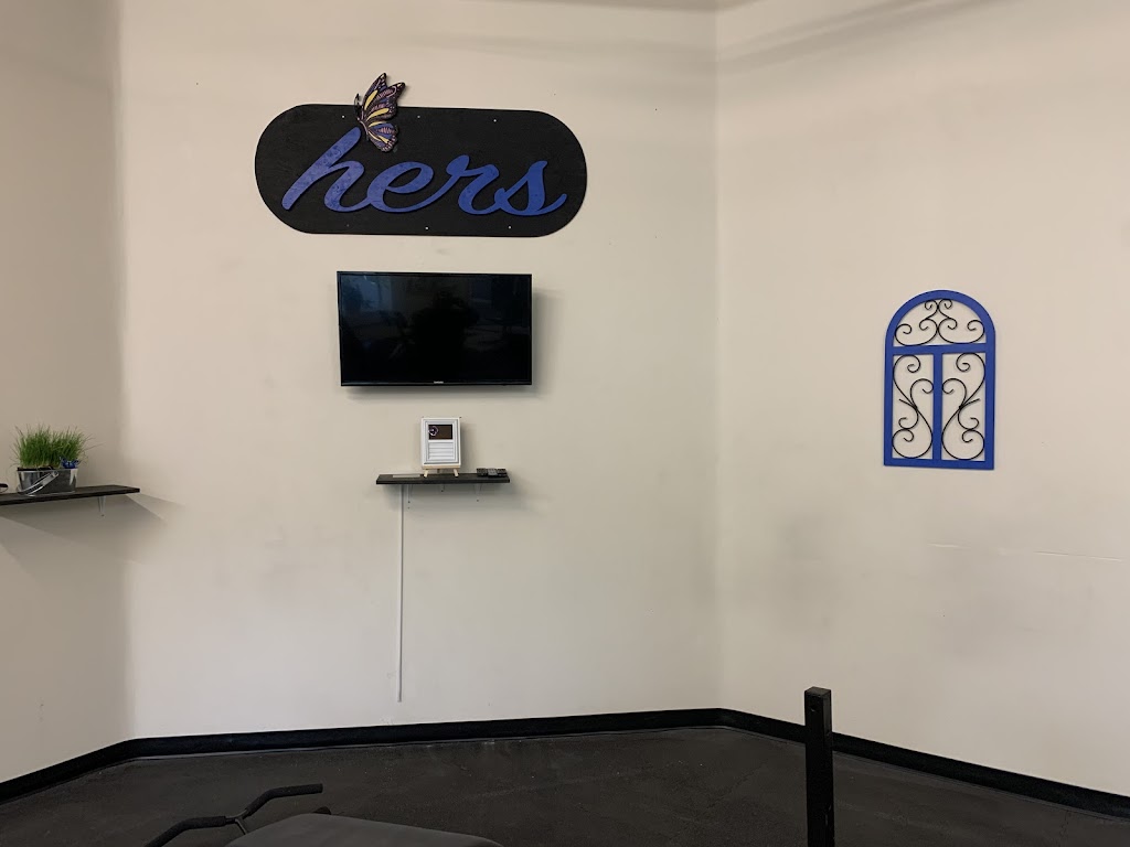 Hers Fitness Studio | 2334 St Paul Ave, Niagara Falls, ON L2J 0C7, Canada | Phone: (905) 374-4377