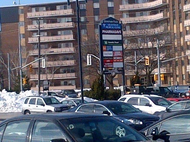 Pharmasave Grantham Pharmacy | 400 Scott St, St. Catharines, ON L2M 3W4, Canada | Phone: (905) 934-3333