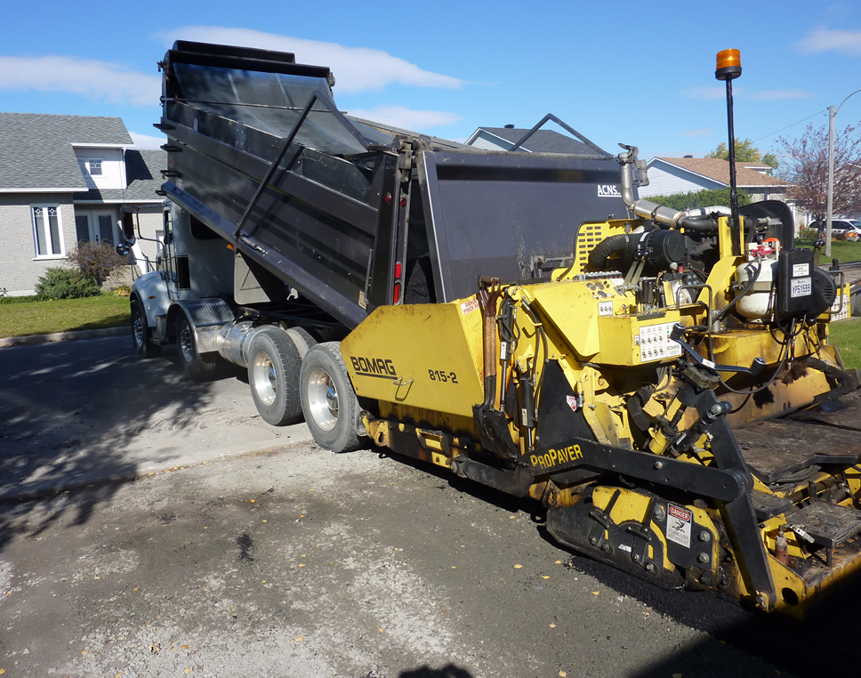 Pavages P Brodeur Inc | 736 Rue des Grives, Mont-Saint-Hilaire, QC J3H 5T6, Canada | Phone: (450) 467-8441