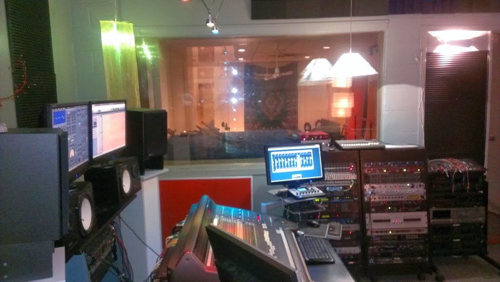 Studio Créason | 5221 Rue Berri, Montréal, QC H2J 2S4, Canada | Phone: (514) 273-9559