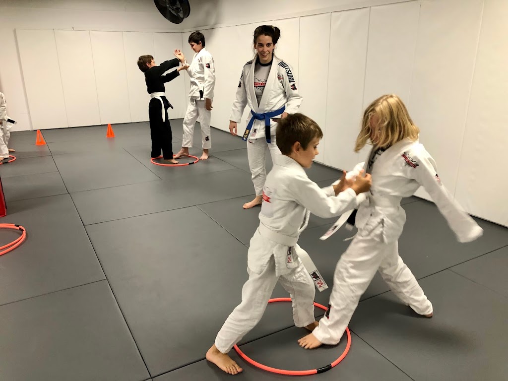 Jiu-Jitsu Saguenay | 2367 Rue Mathias, Jonquière, QC G7S 3V4, Canada | Phone: (514) 883-5197