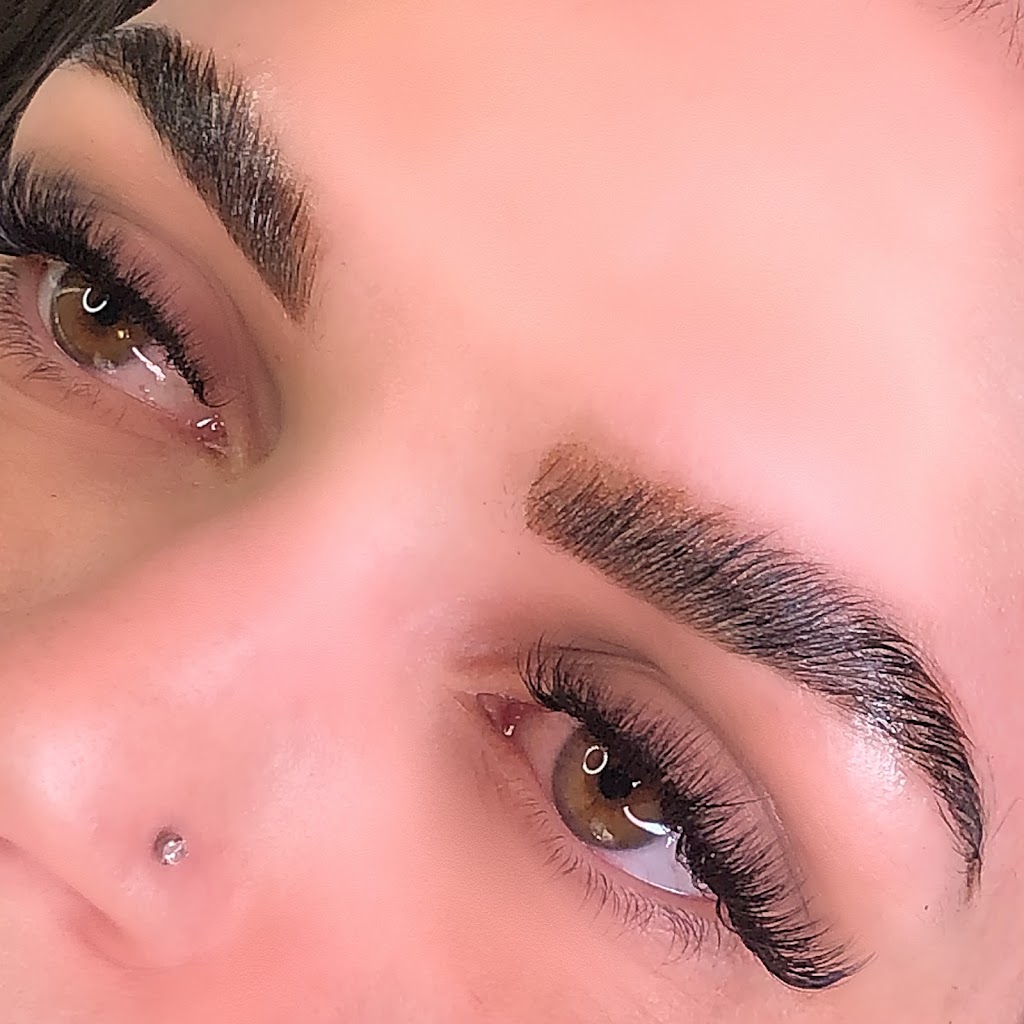 Hoang Artistry Makeup & Lashes | 124 57 St SW, Edmonton, AB T6X 0K9, Canada | Phone: (780) 982-2275
