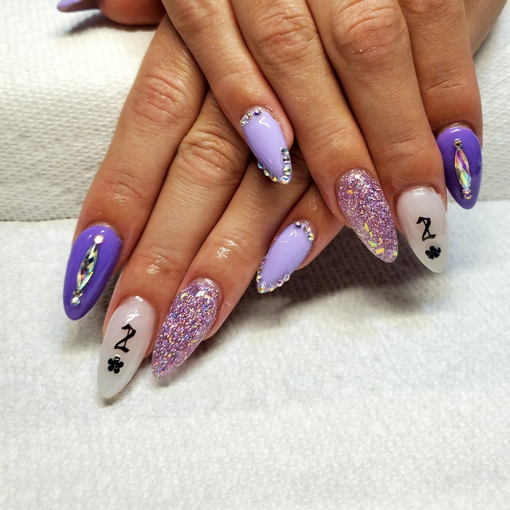 Get Nailed by Lindsey | 283 Cedar St Lower unit 3, Simcoe, ON N3Y 2J1, Canada | Phone: (226) 457-1051