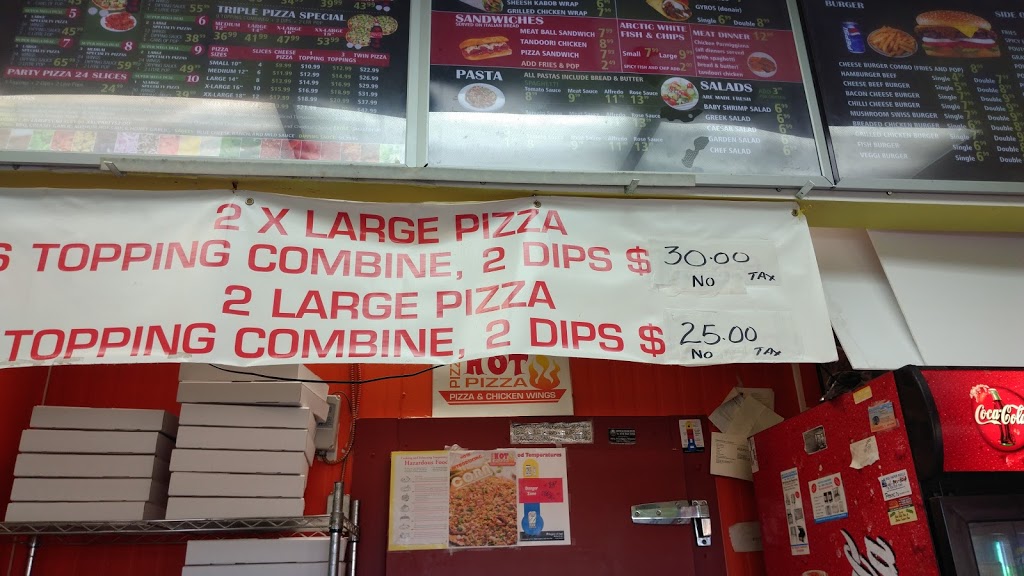 Pizza Hot Pizza | 3899 Trelawny Circle, Mississauga, ON L5N 6S3, Canada | Phone: (905) 826-4477