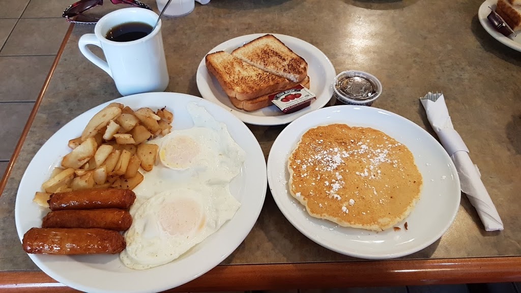 Shannons Diner | 220 Furnival Rd, Rodney, ON N0L 2C0, Canada | Phone: (519) 785-2000