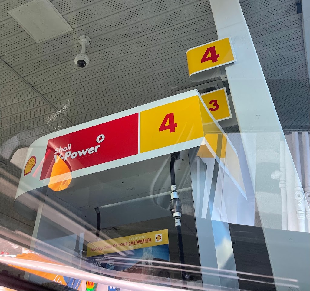 Shell | 4191 North Rd, Burnaby, BC V3J 1S3, Canada | Phone: (604) 421-4630