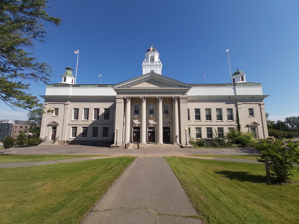 Acadia University | 15 University Ave, Wolfville, NS B4P 2R6, Canada | Phone: (902) 542-2201