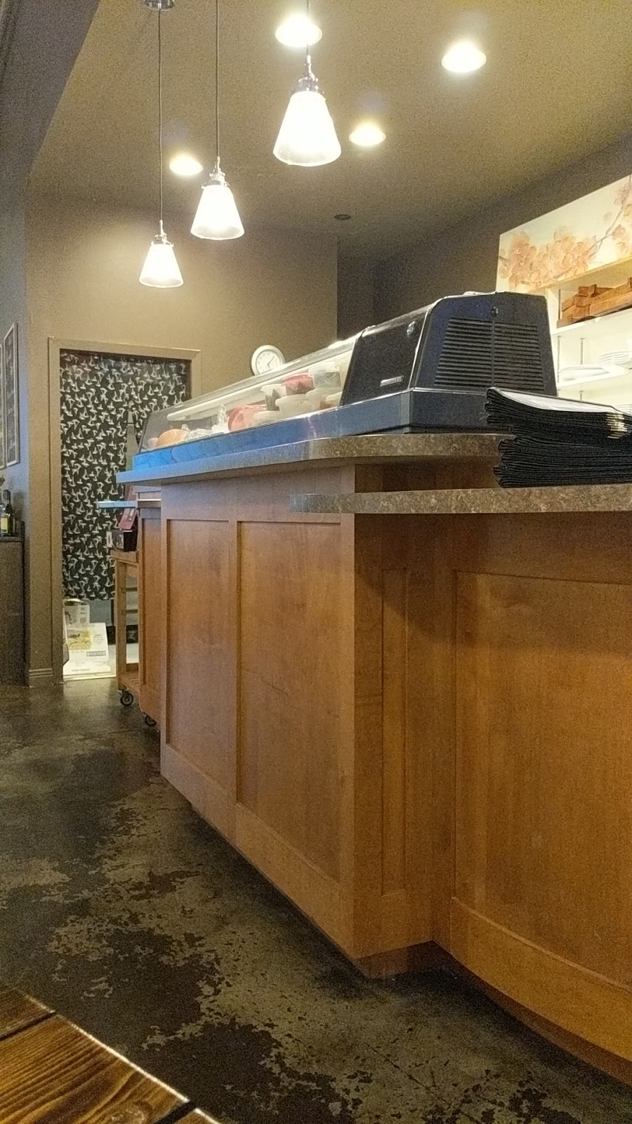 Aka Sushi | 18408 64 Ave #103, Surrey, BC V3S 1E9, Canada | Phone: (604) 372-3335