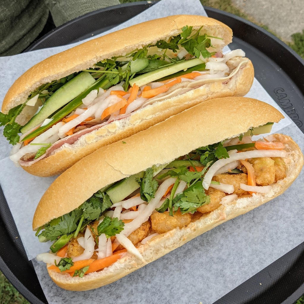 Camion Cafe - Food Truck | 8425 Main St, Vancouver, BC V5X 3M3, Canada | Phone: (236) 412-1119