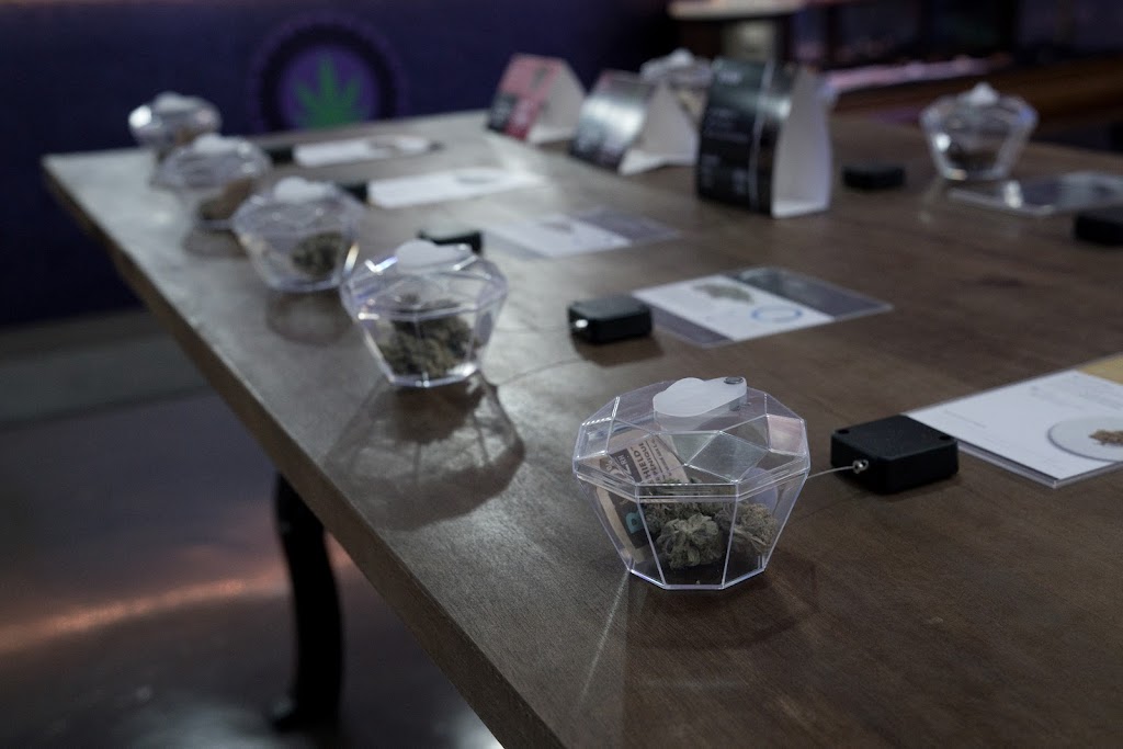 Ambrosia Cannabis Emporium | 1605A Queen St W, Toronto, ON M6R 1A9, Canada | Phone: (416) 519-3487