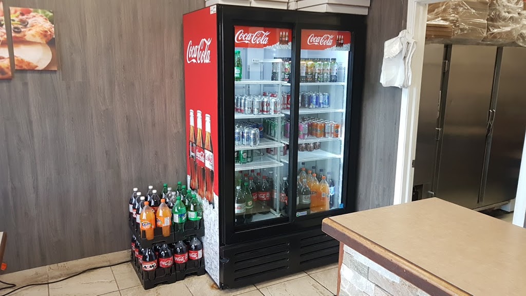 Bobbies Pizza & Subs | 1443 Ogilvie Rd, Gloucester, ON K1J 7P3, Canada | Phone: (613) 741-7000