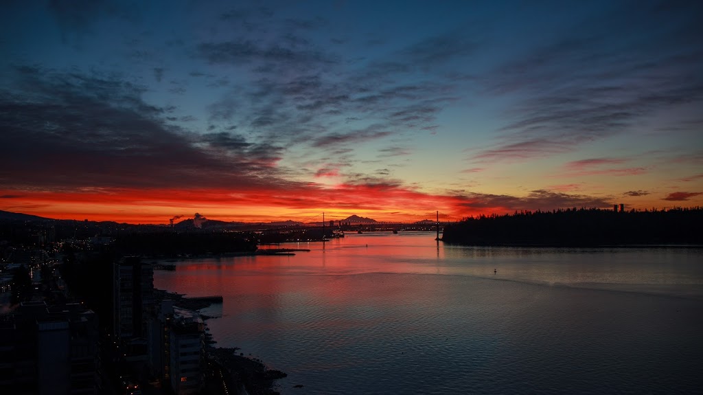 Shorewood Manor | 2020 Bellevue Ave, West Vancouver, BC V7V 1B8, Canada | Phone: (604) 926-2713