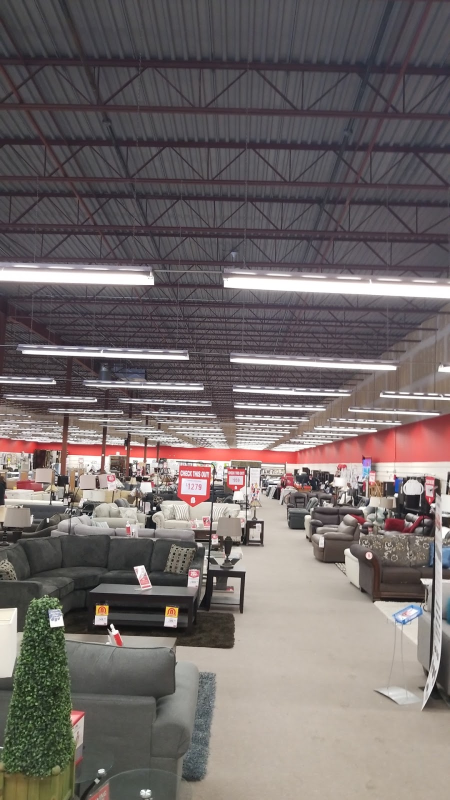 The Brick | 1379 Upper James St, Hamilton, ON L9B 1K2, Canada | Phone: (905) 318-9300
