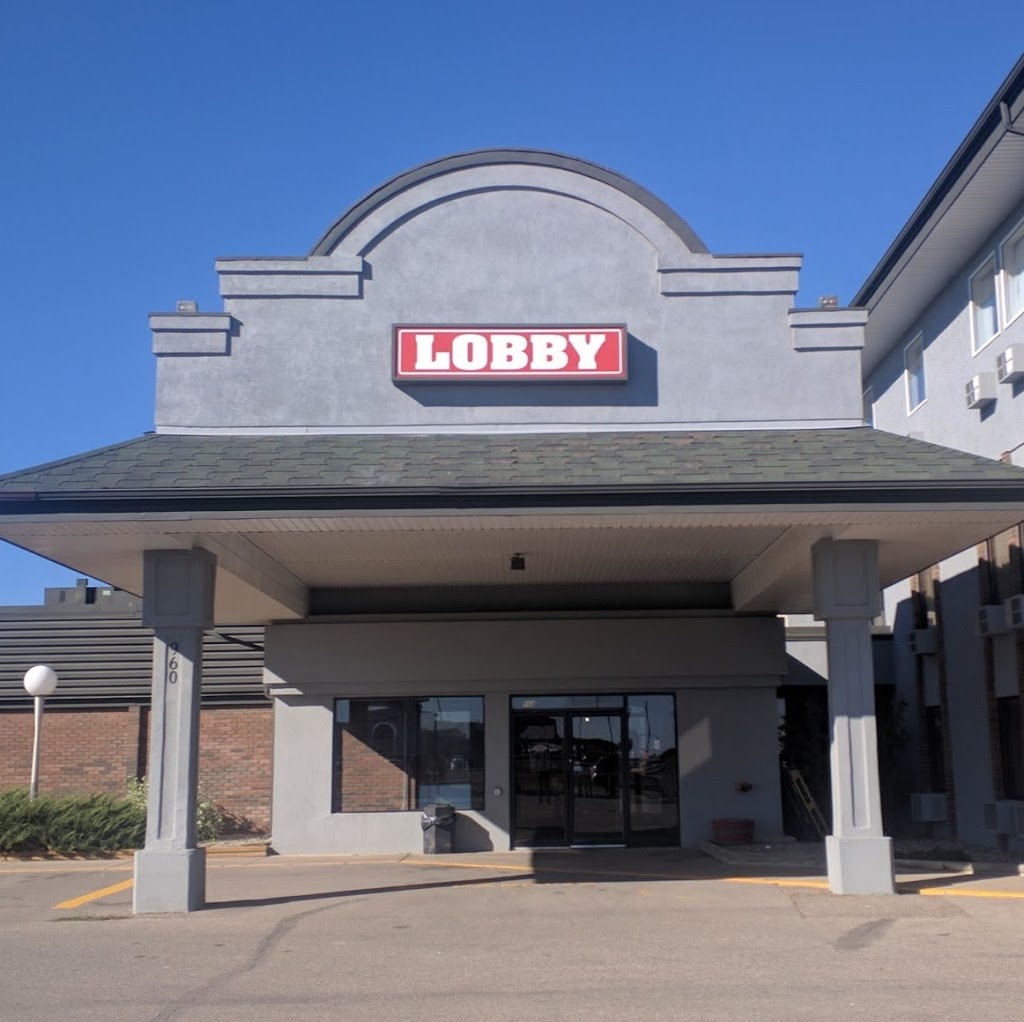Wheatland Hotel | 960 Westridge Rd, Strathmore, AB T1P 1H8, Canada | Phone: (403) 934-4000