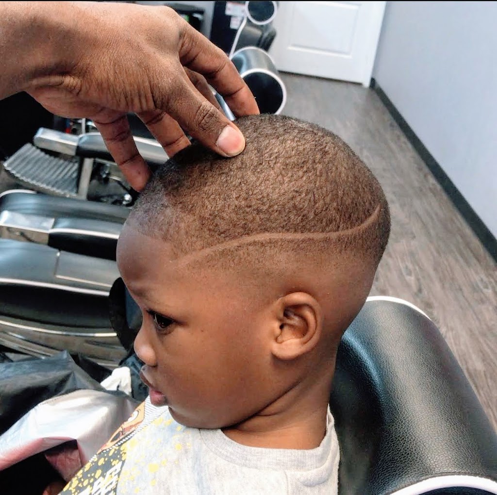 Classic Cuts Barber Shop | 3017 66 St NW, Edmonton, AB T6K 4B2, Canada | Phone: (780) 757-3588