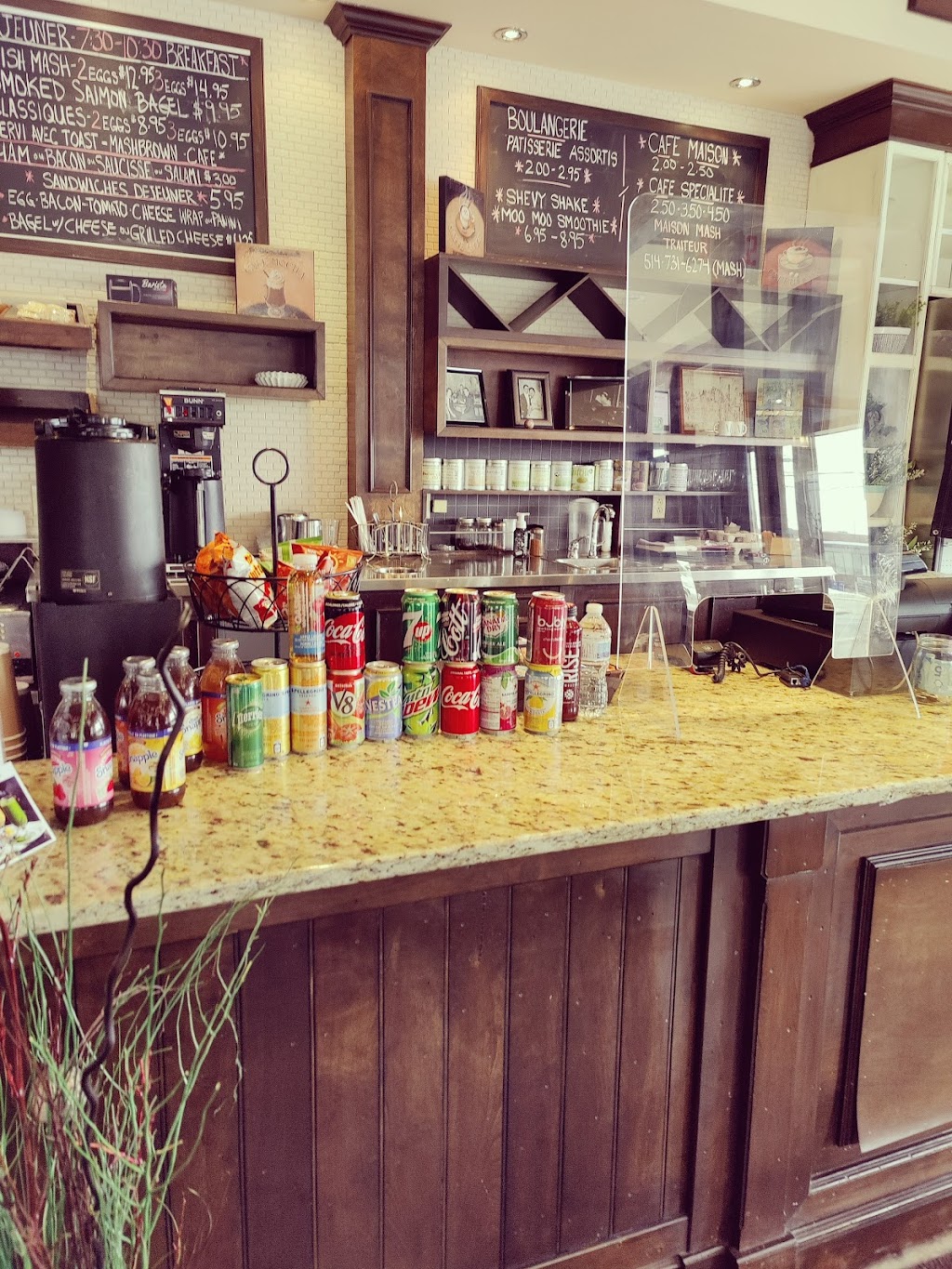 Maison mash | 5605 Rue Paré, Mont-Royal, QC H4P 1P7, Canada | Phone: (514) 731-6274