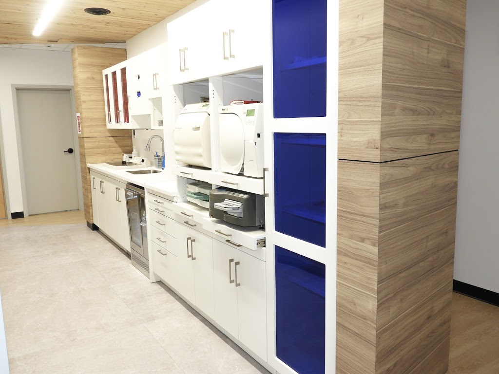 Centre de santé dentaire de Thetford | 1000 Boulevard Frontenac E, Thetford Mines, QC G6G 6H1, Canada | Phone: (418) 338-1234