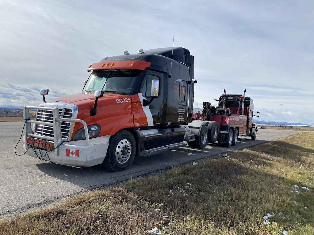 Calgary Heavy Towing INC | 8625 68 St SE, Calgary, AB T2C 2R6, Canada | Phone: (403) 702-0082