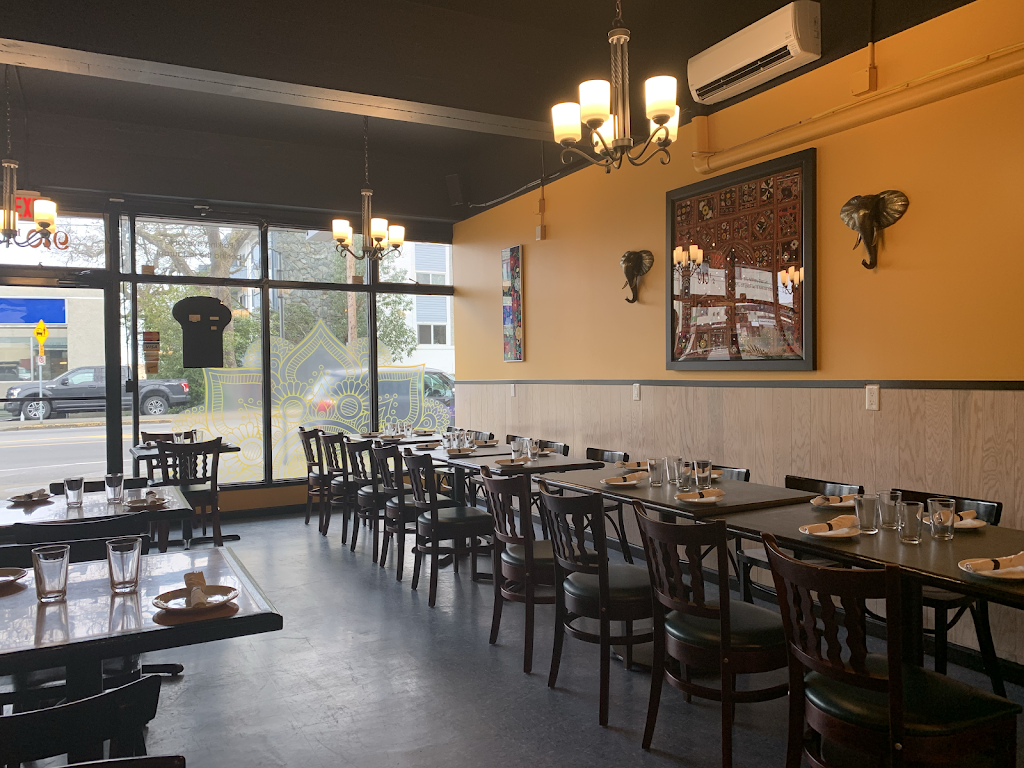 Spice Valley Indian Cuisine | 910 1/2, Esquimalt Rd, Victoria, BC V9A 3M6, Canada | Phone: (778) 265-0434