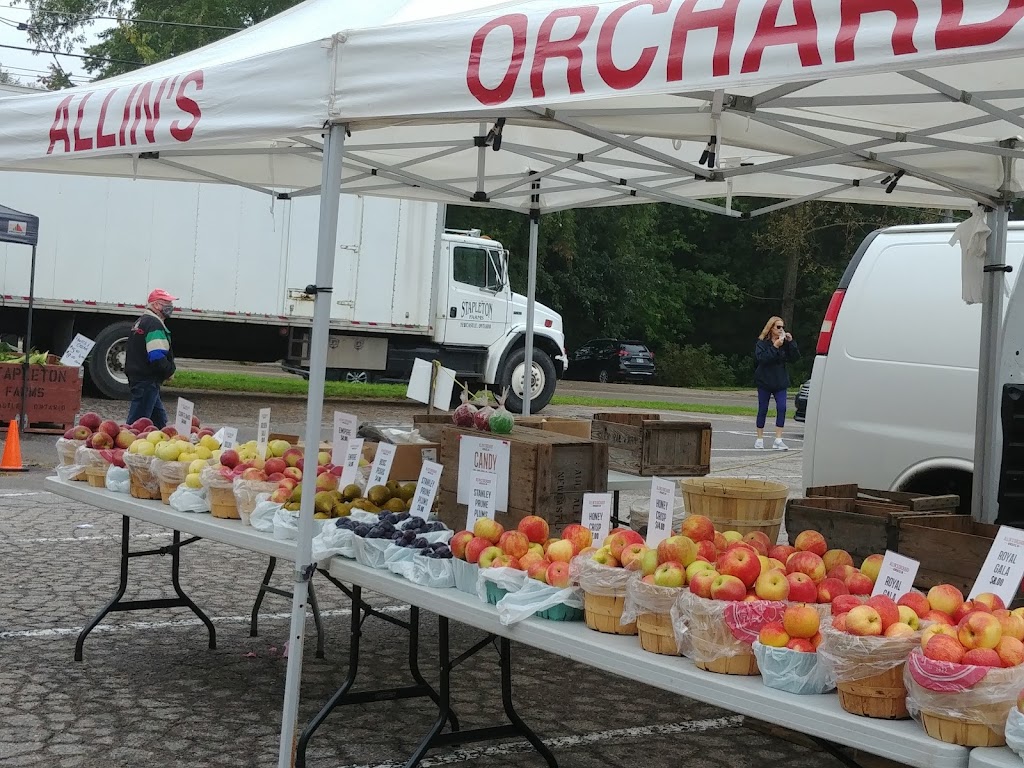 Clarington Farmers Market | 103 Caroline St W, Newcastle, ON L1B 1H1, Canada | Phone: (905) 987-1899
