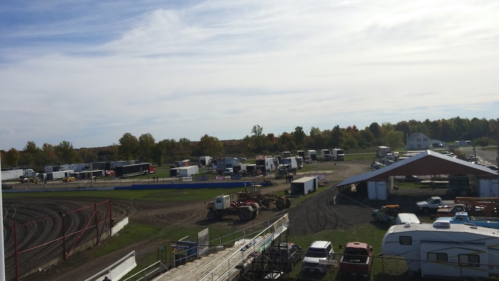 Brockville Ontario Speedway | Temperance Lake Rd, Brockville, ON K6V 5T4, Canada | Phone: (613) 345-6324