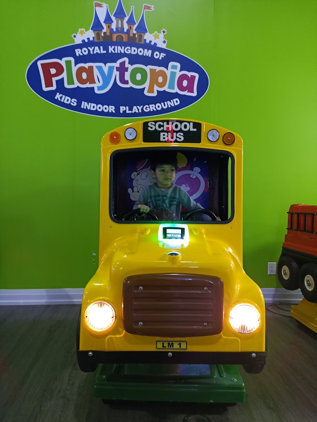 Playtopia Kids Indoor Playground | 1681 Langstaff Rd #14-16, Vaughan, ON L4K 5T3, Canada | Phone: (905) 695-2511