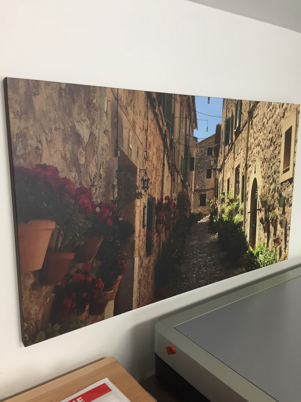 Anything on Canvas | 5655 Riverside St, Abbotsford, BC V4X 1T4, Canada | Phone: (604) 308-7795