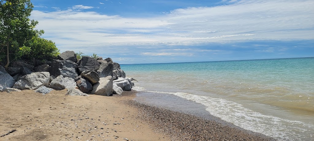 Campbell Cottage | 33809 Campbell Ave, Zurich, ON N0M 2T0, Canada | Phone: (519) 577-1955