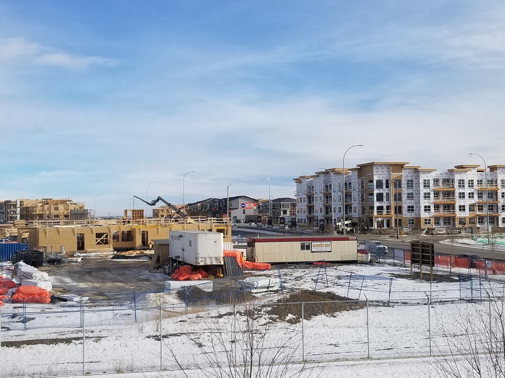Dix Real Estate | 111 Inverness Dr SE, Calgary, AB T2Z 3K2, Canada | Phone: (403) 383-8327