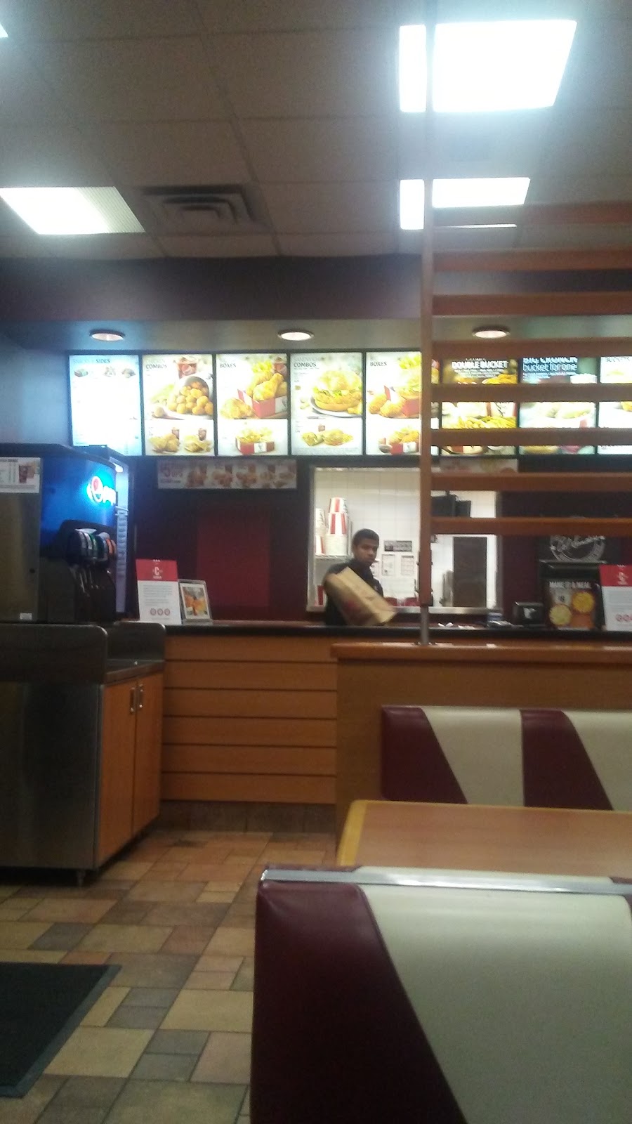 KFC | 1 Pine Dr, Parry Sound, ON P2A 3C3, Canada | Phone: (705) 746-8911
