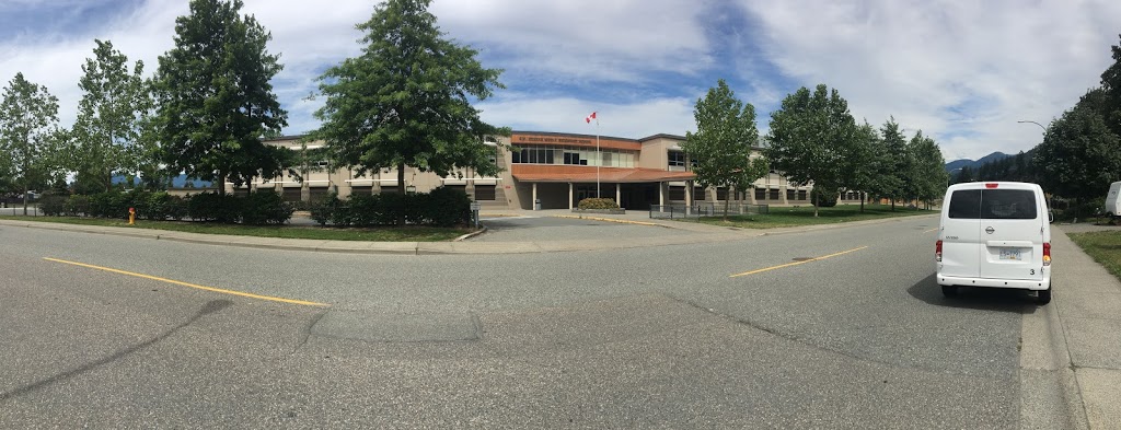 GW Graham Middle Secondary | 45955 Thomas Rd, Chilliwack, BC V2R 0B5, Canada | Phone: (604) 847-0772